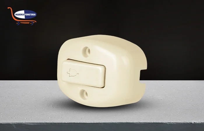 Interruptor para timbre de color crema claro